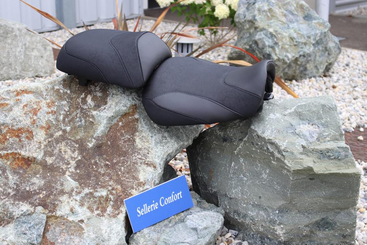 Selle confort Tracer 9 GT avec rembourrage Bultex et plus gel en option pour un confort optimal lors des trajets