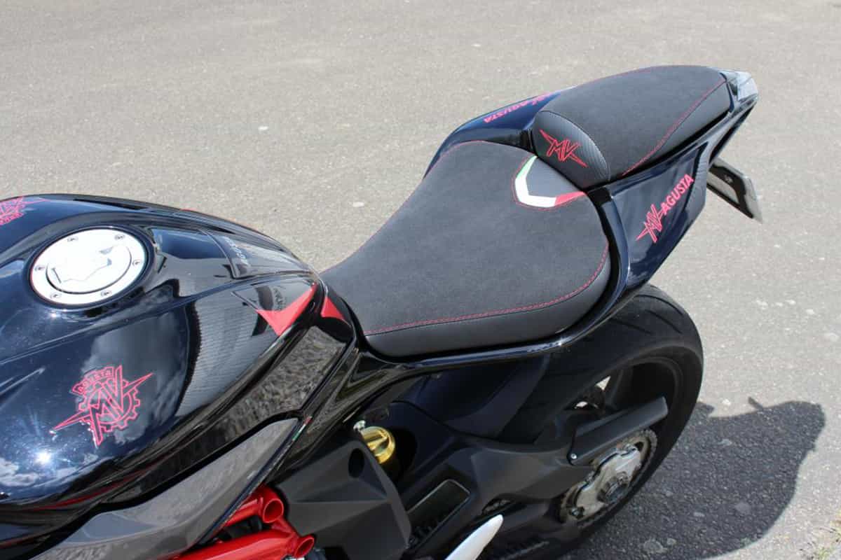 Selle confort moto MV AGUSTA F3 675