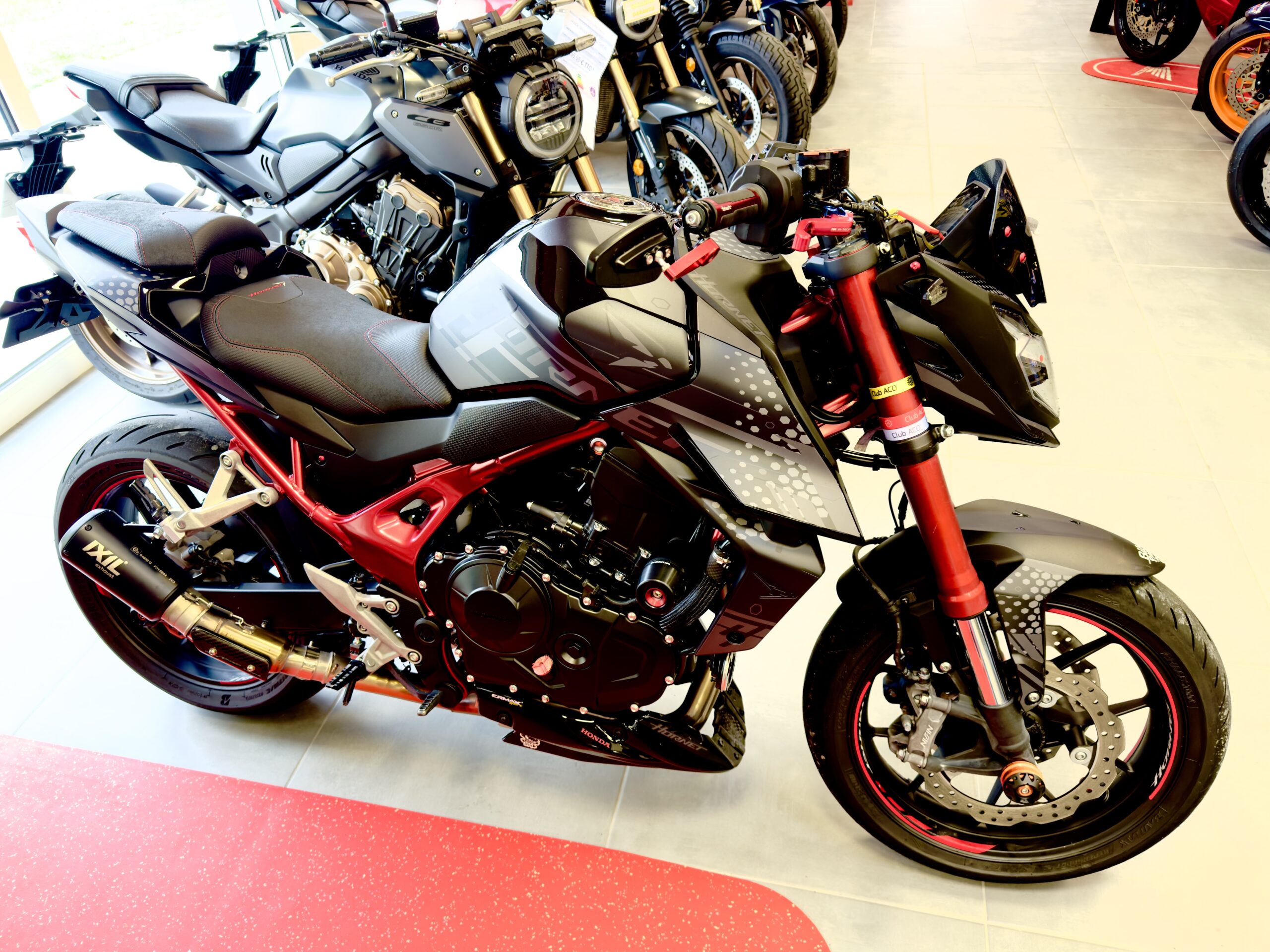 Housse de Selle Design HONDA Hornet 750 Ref : 2078 – Image 2