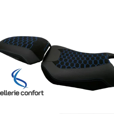 Selle confort pour Honda Hornet 750, conçue pour offrir un confort optimal lors des longs trajets. Avec son rembourrage ergonomique et son revêtement durable, elle assure une conduite agréable et sans fatigue.
