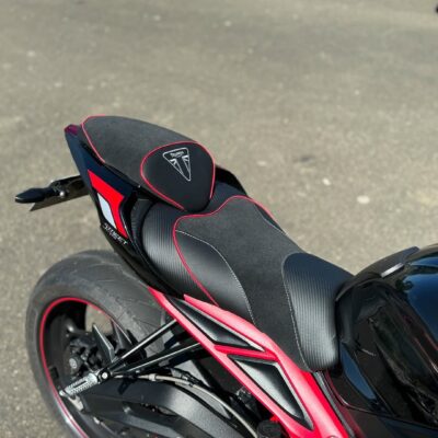 Selle confort moto TRIUMPH Street triple 660/765 REF: 1224